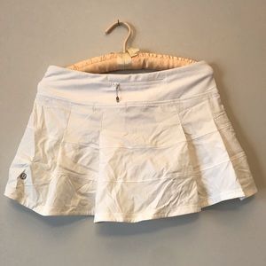 Lululemon skirt with built-in shorts and zipper pocket in back